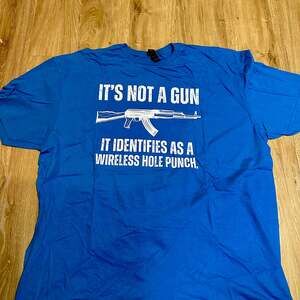 Gun Lover shirt it’s not a gun it identifies as… funny gun shirts 2nd amendment